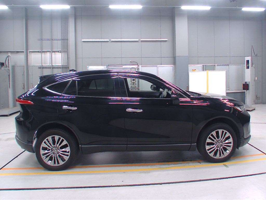 2020 Toyota Harrier Hybrid AXUH85[2]