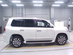 2020 Toyota Land Cruiser