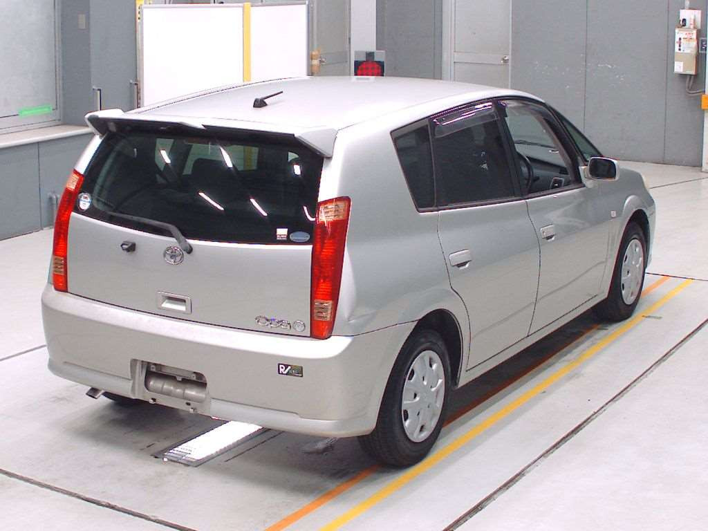 2003 Toyota OPA ZCT10[1]