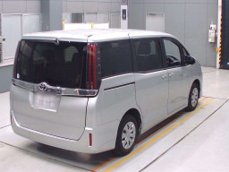 2020 Toyota Noah