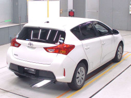 2013 Toyota Auris