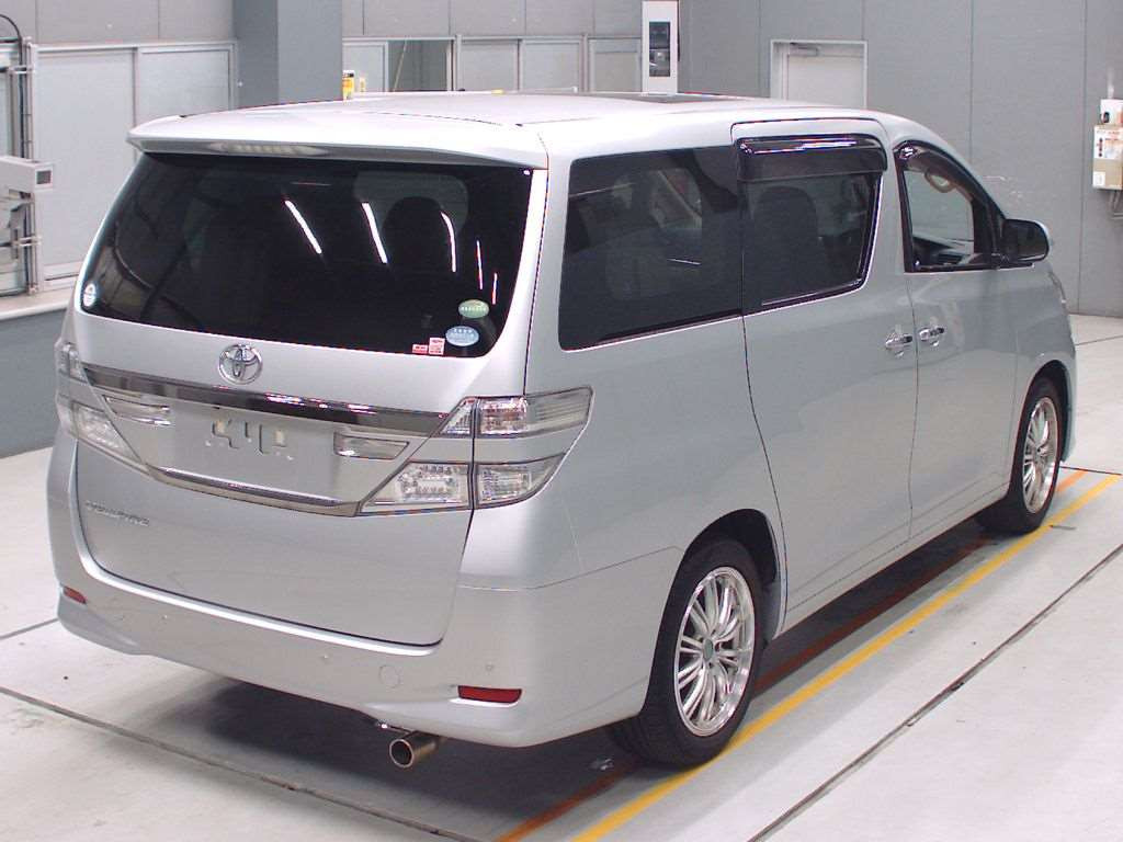 2014 Toyota Vellfire ANH20W[1]