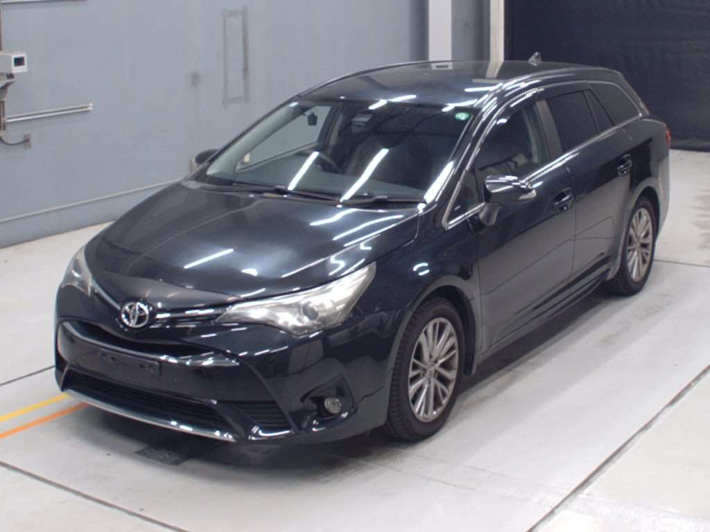 2016 Toyota Avensis Wagon ZRT272W[0]