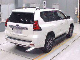 2020 Toyota Land Cruiser Prado