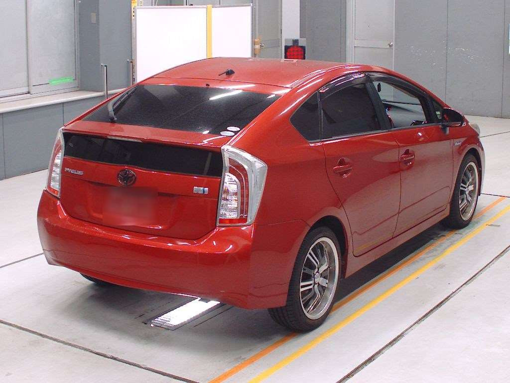 2012 Toyota Prius ZVW30[1]