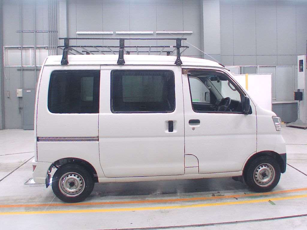 2019 Daihatsu Hijet Cargo S321V[2]