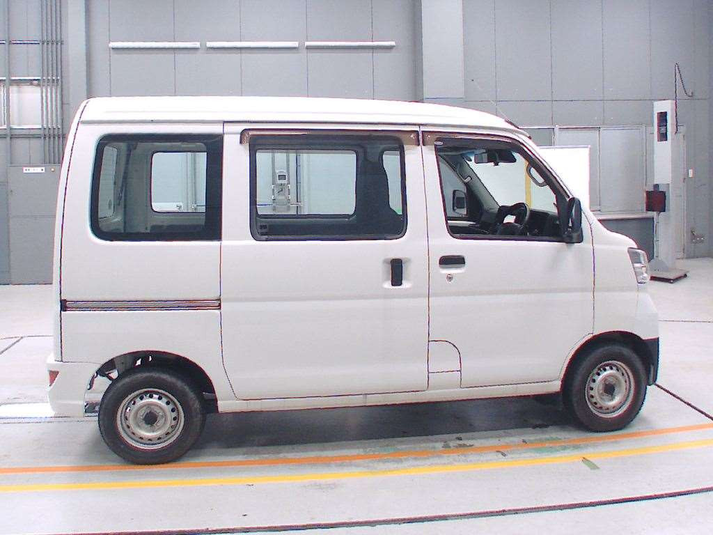 2019 Daihatsu Hijet Cargo S321V[2]