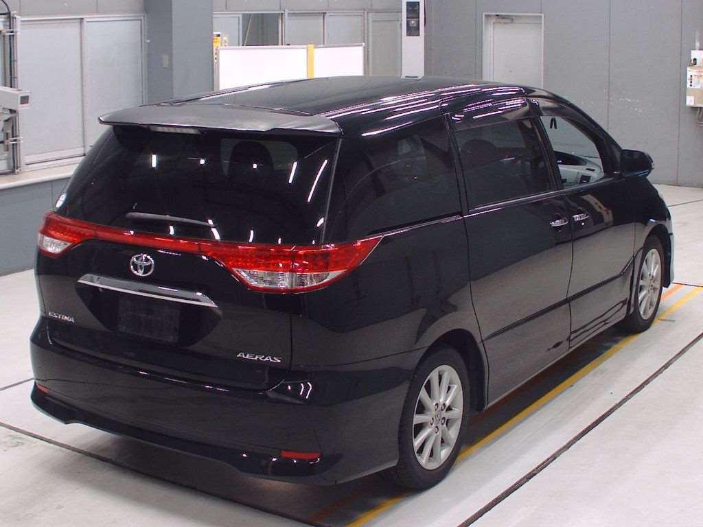 2011 Toyota Estima ACR50W[1]