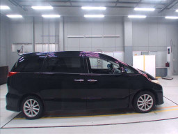 2011 Toyota Estima