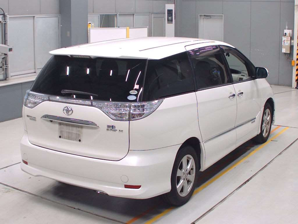 2011 Toyota Estima Hybrid AHR20W[1]