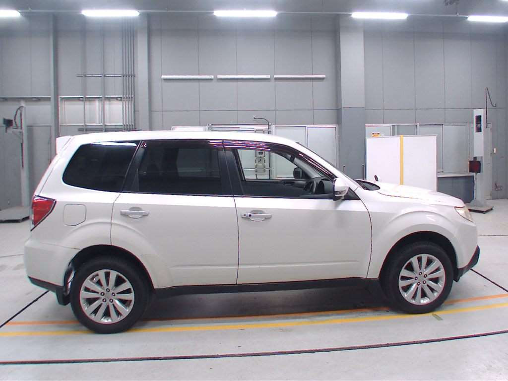 2012 Subaru Forester SHJ[2]