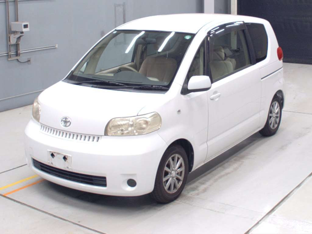 2005 Toyota Porte NNP10[0]