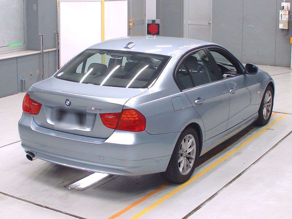 2010 BMW 3 Series VA20[1]