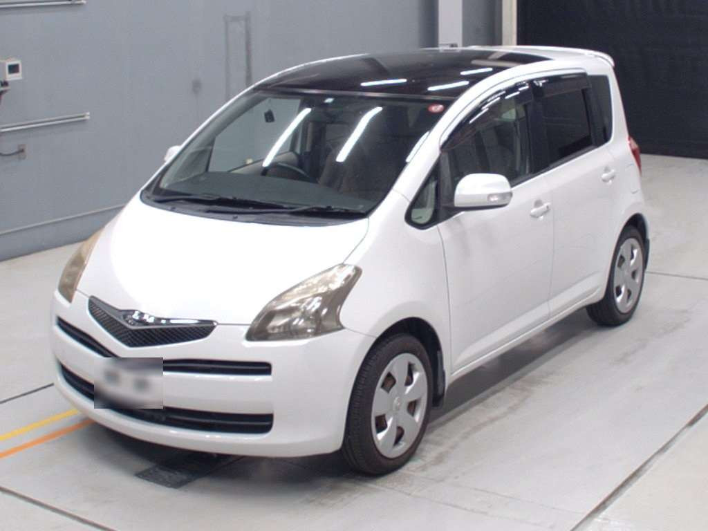 2006 Toyota Ractis NCP100[0]