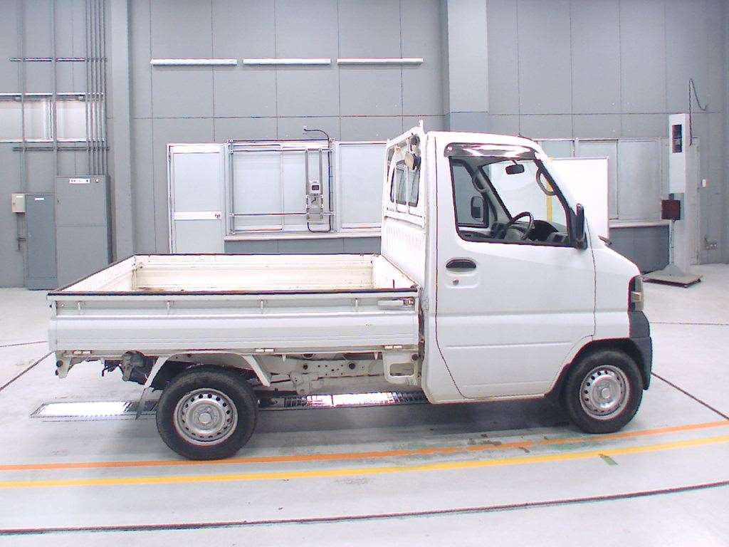 2006 Mitsubishi Minicab Truck U62T[2]