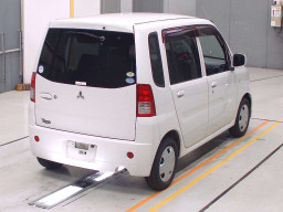 2009 Mitsubishi Toppo