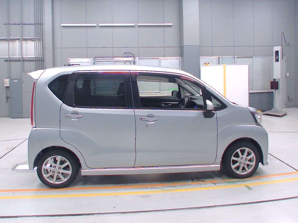 2016 Daihatsu Move LA150S[2]