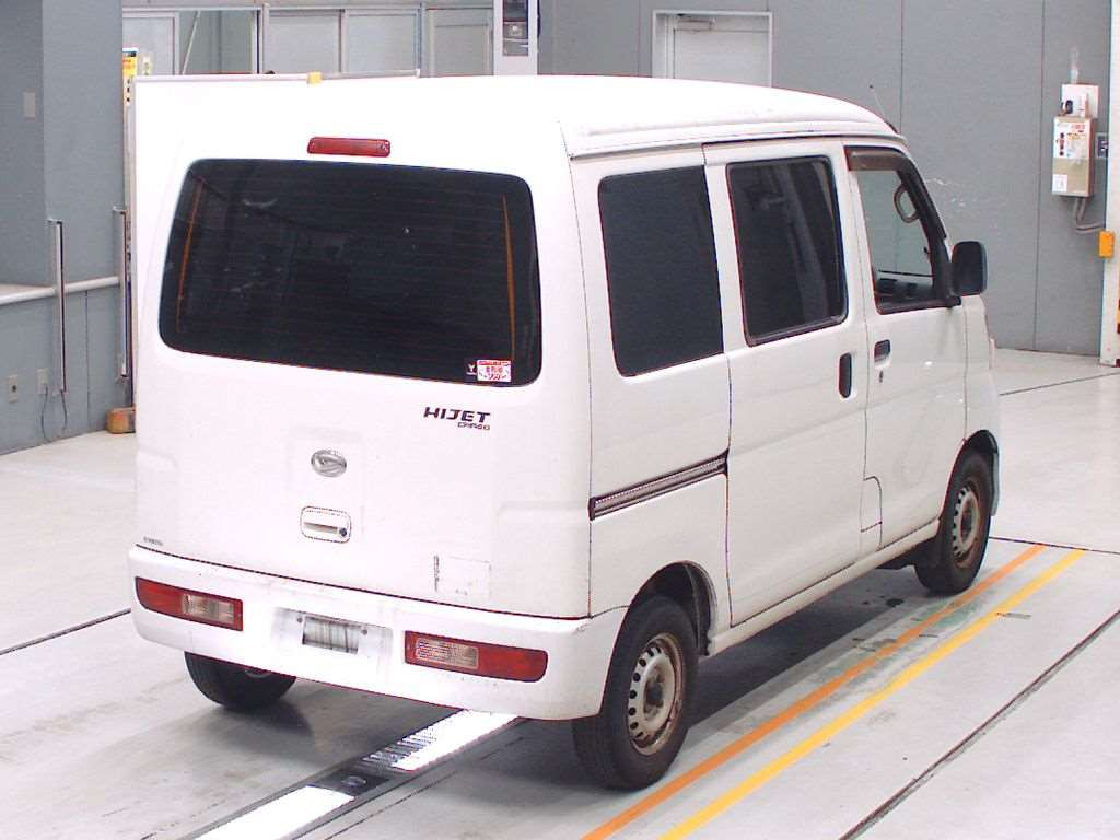 2016 Daihatsu Hijet Cargo S321V[1]