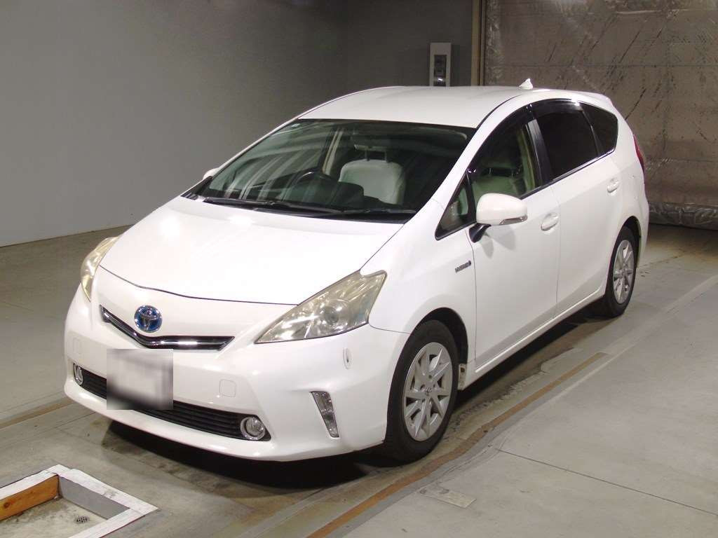 2012 Toyota Prius alpha ZVW41W[0]