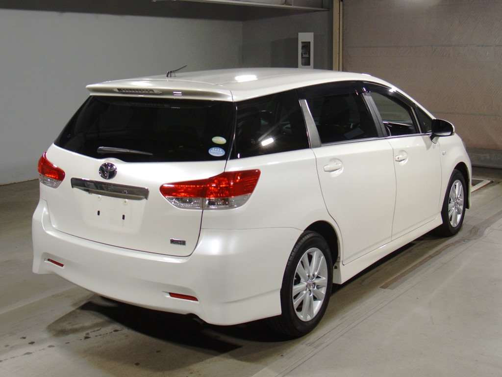 2009 Toyota Wish ZGE20W[1]