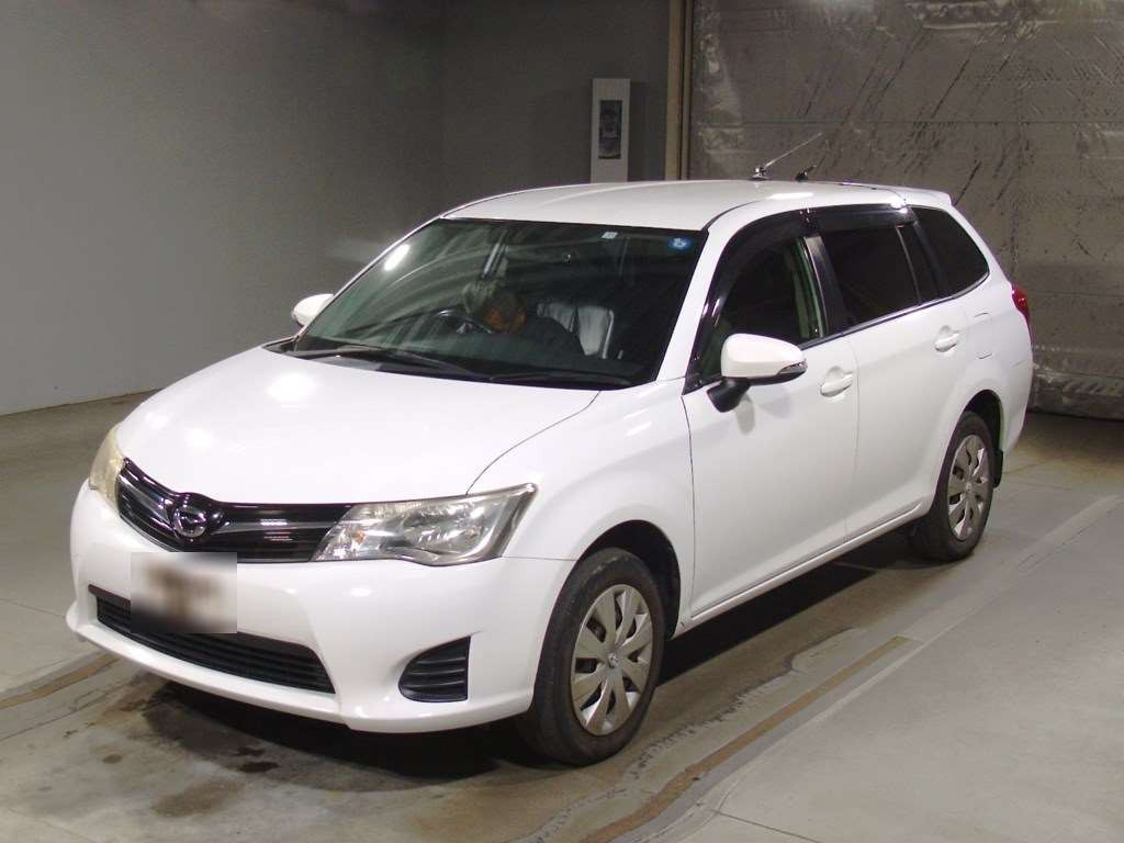 2013 Toyota Corolla Fielder NZE164G[0]