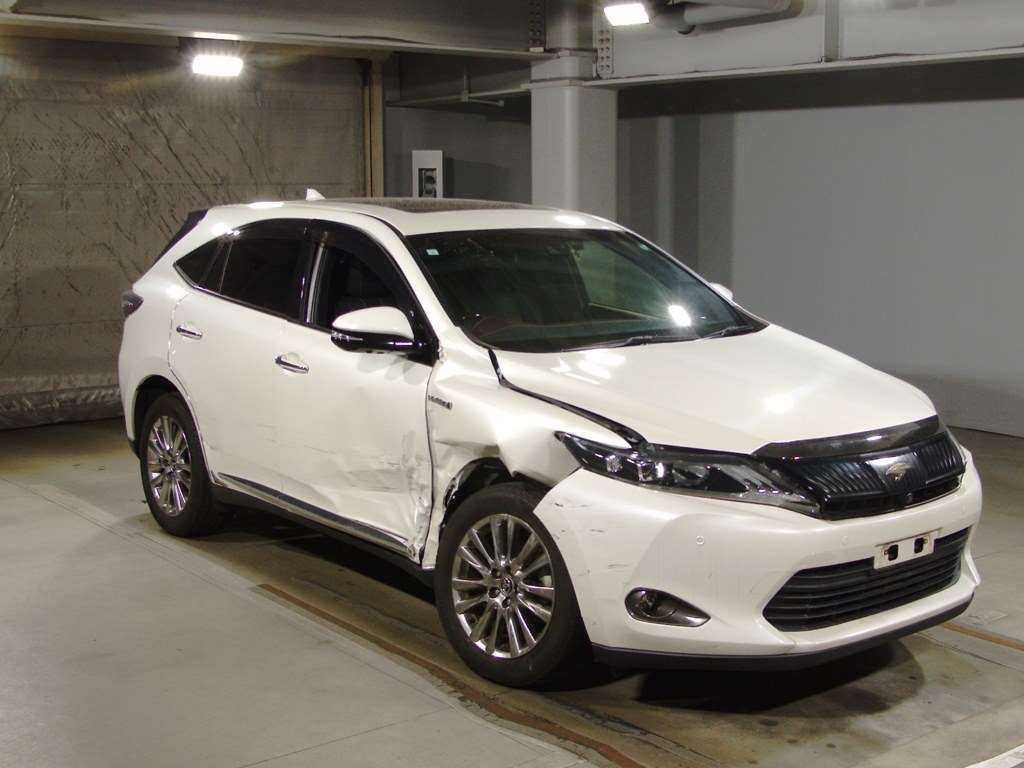 2015 Toyota Harrier Hybrid AVU65W[2]