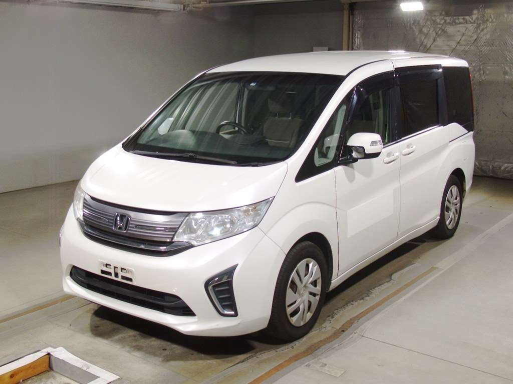 2015 Honda Step WGN RP1[0]