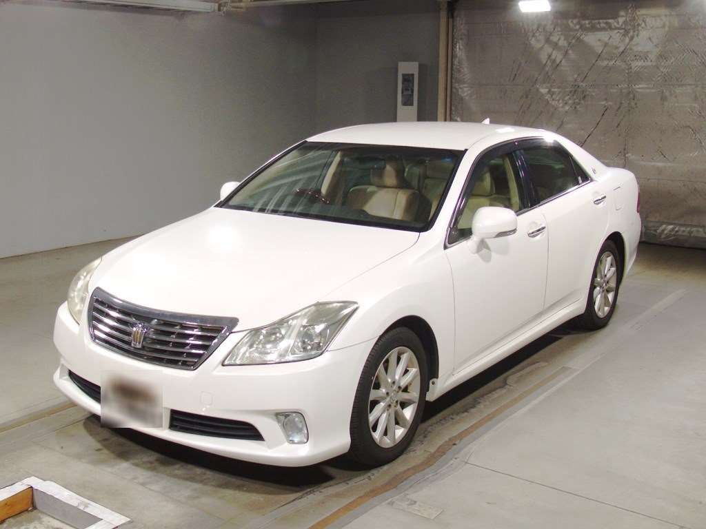 2011 Toyota Crown GRS202[0]