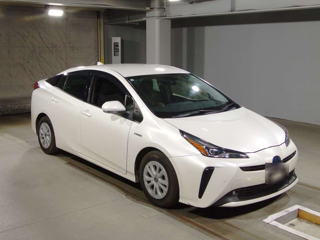 2019 Toyota Prius ZVW51[2]