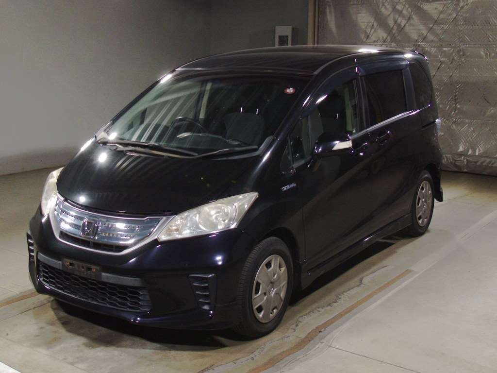 2011 Honda Freed hybrid GP3[0]