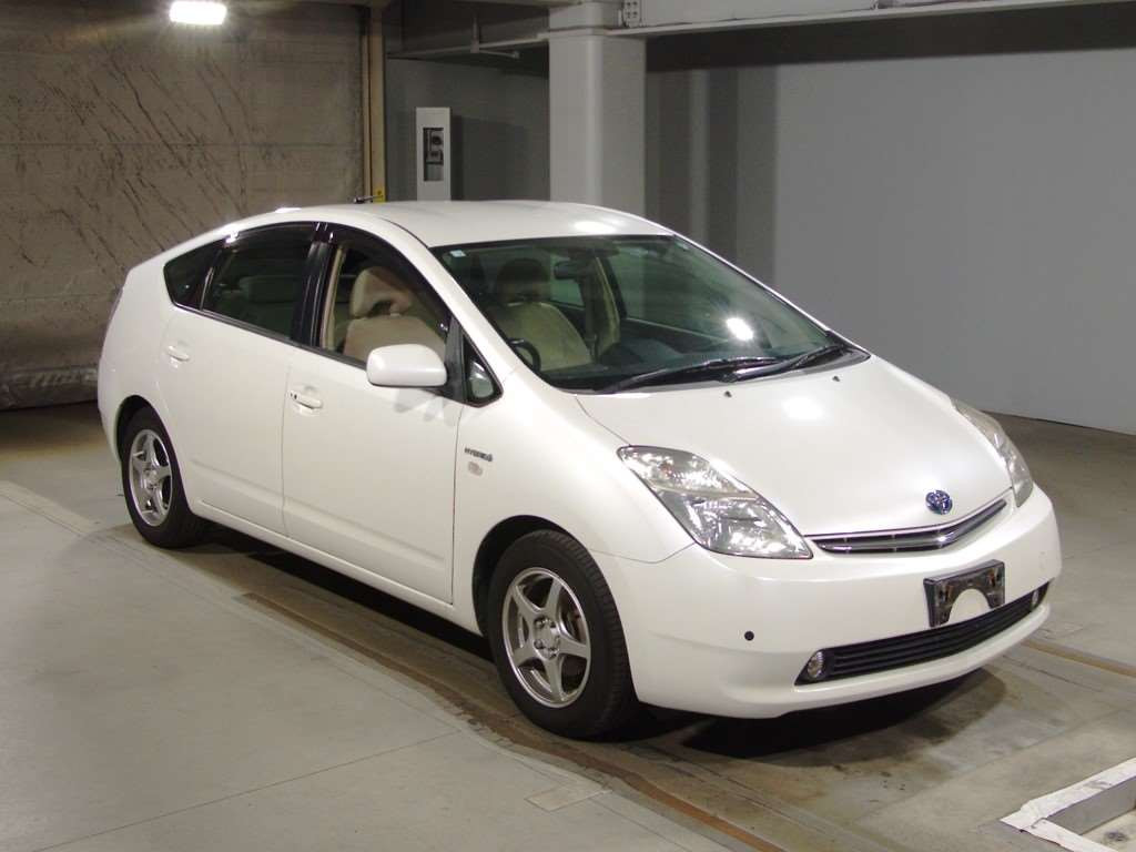 2008 Toyota Prius NHW20[2]