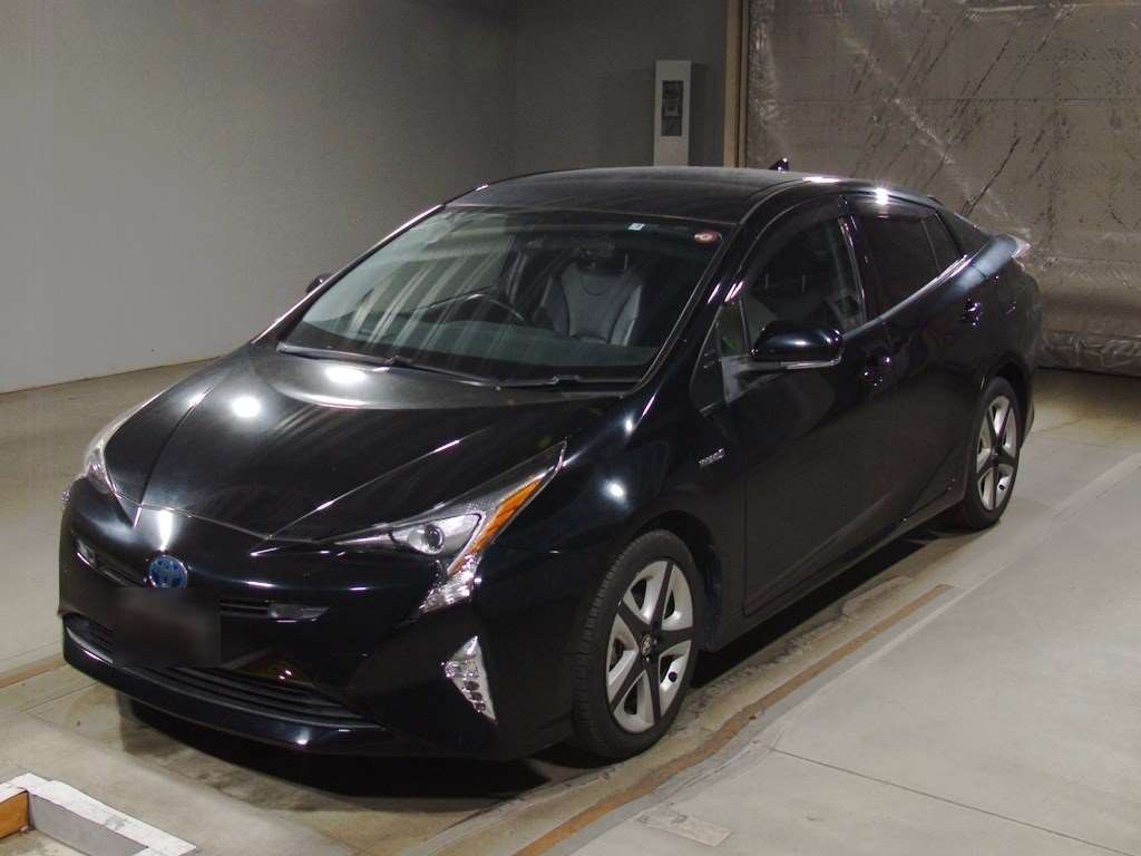 2017 Toyota Prius ZVW51[0]