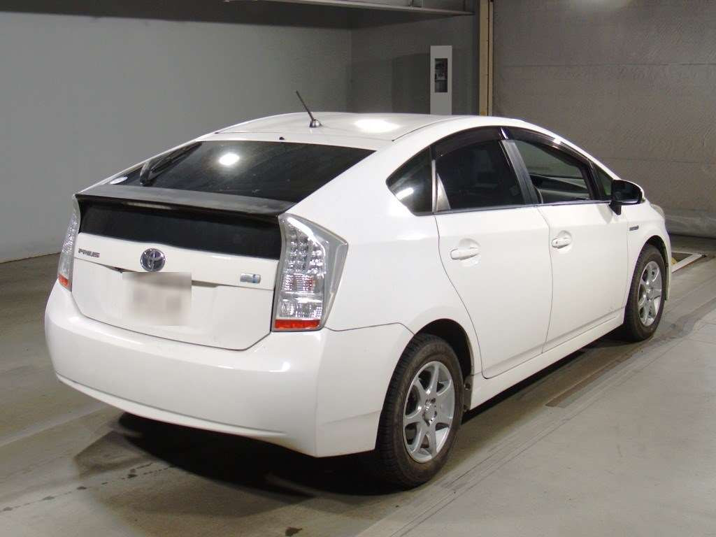 2009 Toyota Prius ZVW30[1]