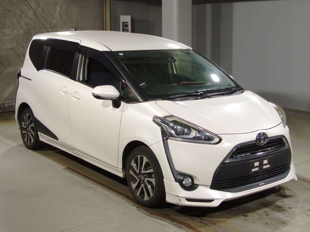 2016 Toyota Sienta NSP170G[2]