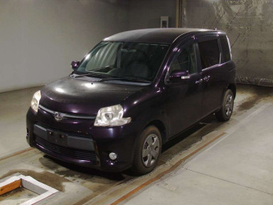 2011 Toyota Sienta