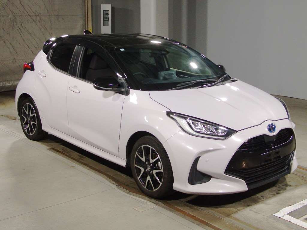 2020 Toyota YARIS MXPH10[2]