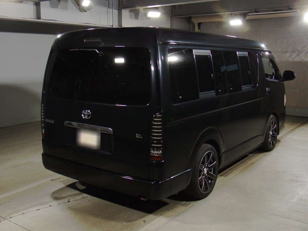 2013 Toyota Hiace Wagon TRH214W[1]