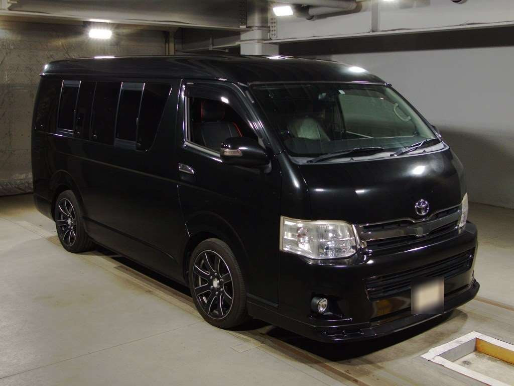 2013 Toyota Hiace Wagon TRH214W[2]