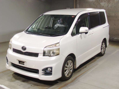 2010 Toyota Voxy