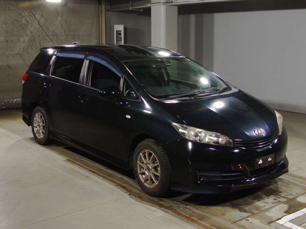 2010 Toyota Wish ZGE20G[2]