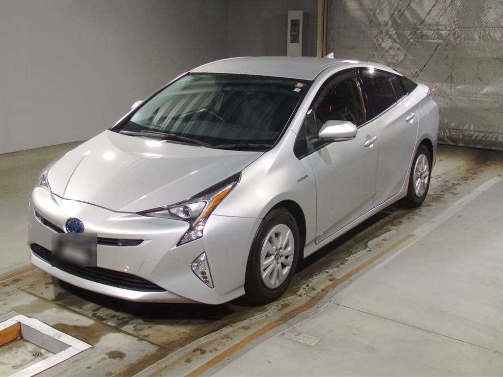 2017 Toyota Prius ZVW50[0]