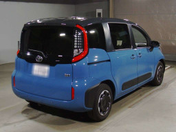 2023 Toyota Sienta