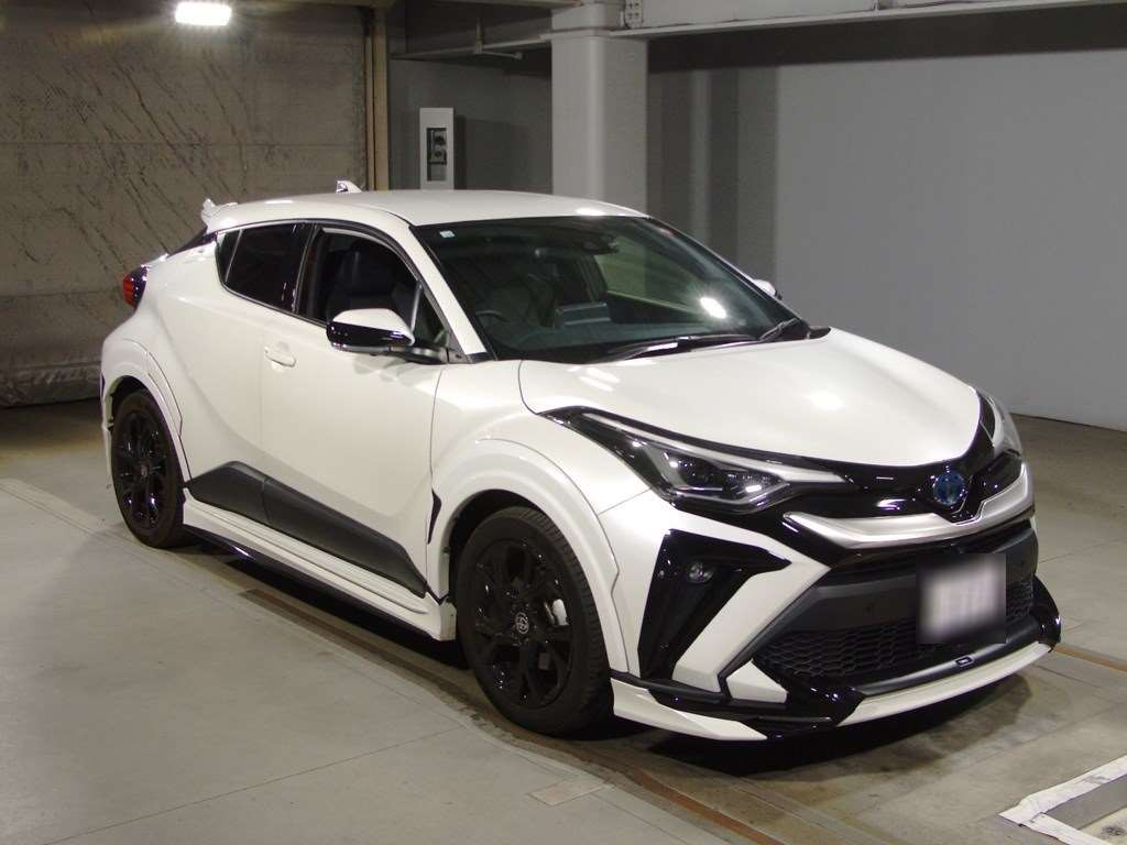 2020 Toyota C-HR ZYX11[2]