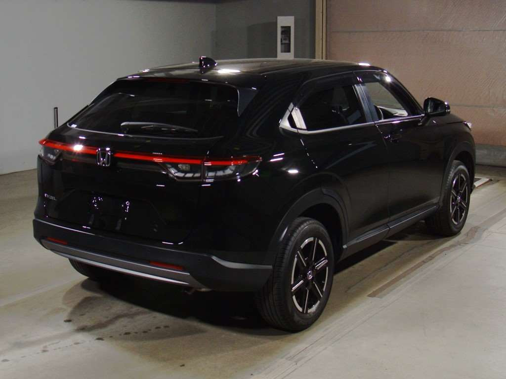 2021 Honda VEZEL RV3[1]