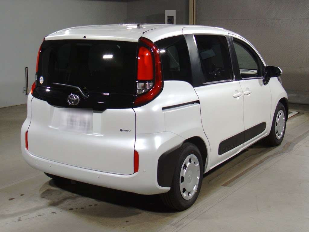 2024 Toyota Sienta MXPL10G[1]