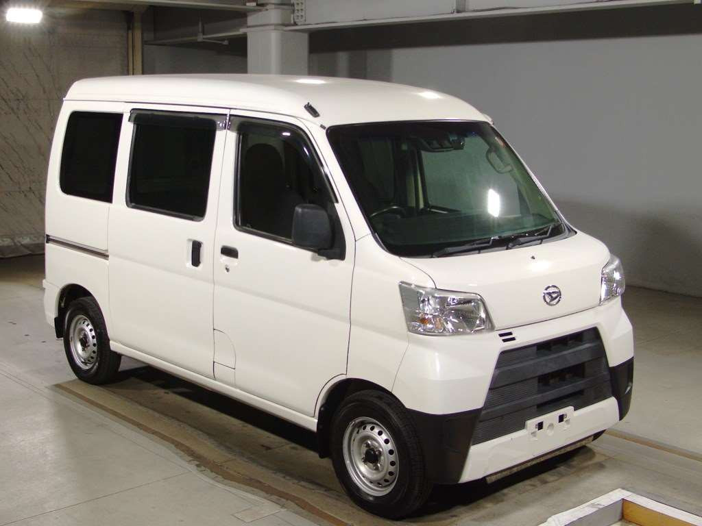 2018 Daihatsu Hijet Cargo S331V[2]