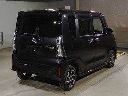 2023 Daihatsu Tanto Custom