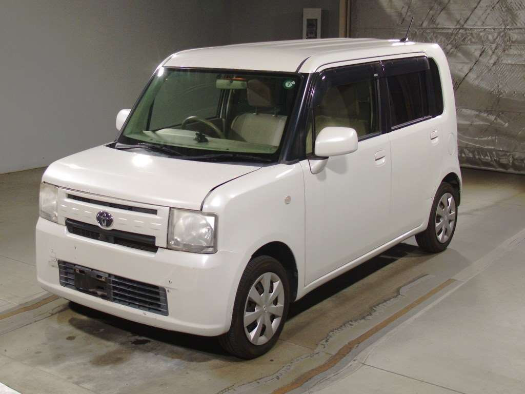 2015 Toyota Pixis Space L575A[0]