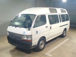 2004 Toyota Hiace Commuter