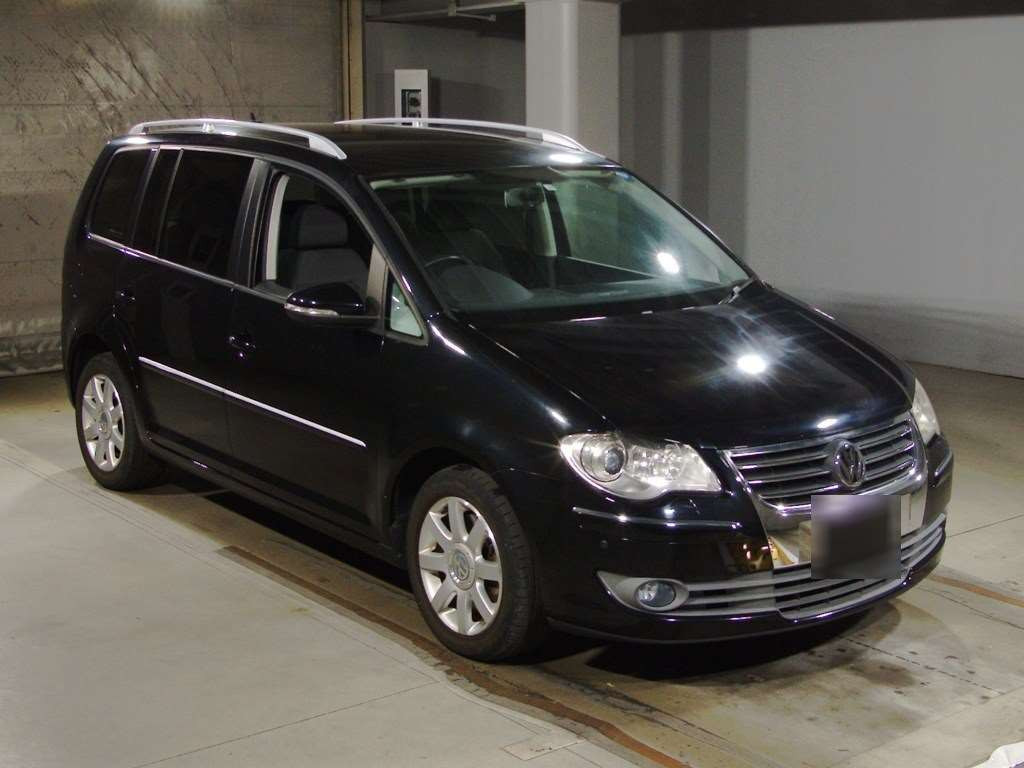 2009 Volkswagen Golf Touran 1TCAV[2]